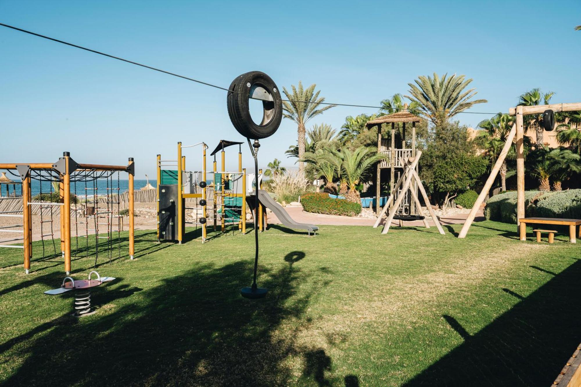 Paradis Plage Surf Yoga & Spa Taghazout Exterior photo